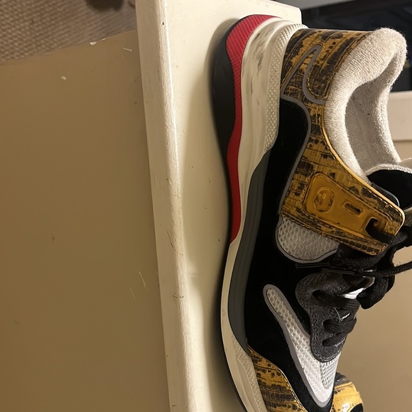 Gucci Ultrapace Sneaker - Picture 9 of 10